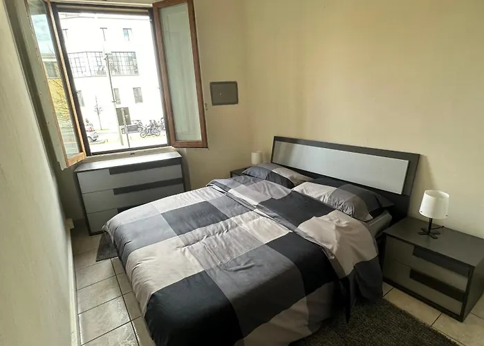 54 Couette-café Florence